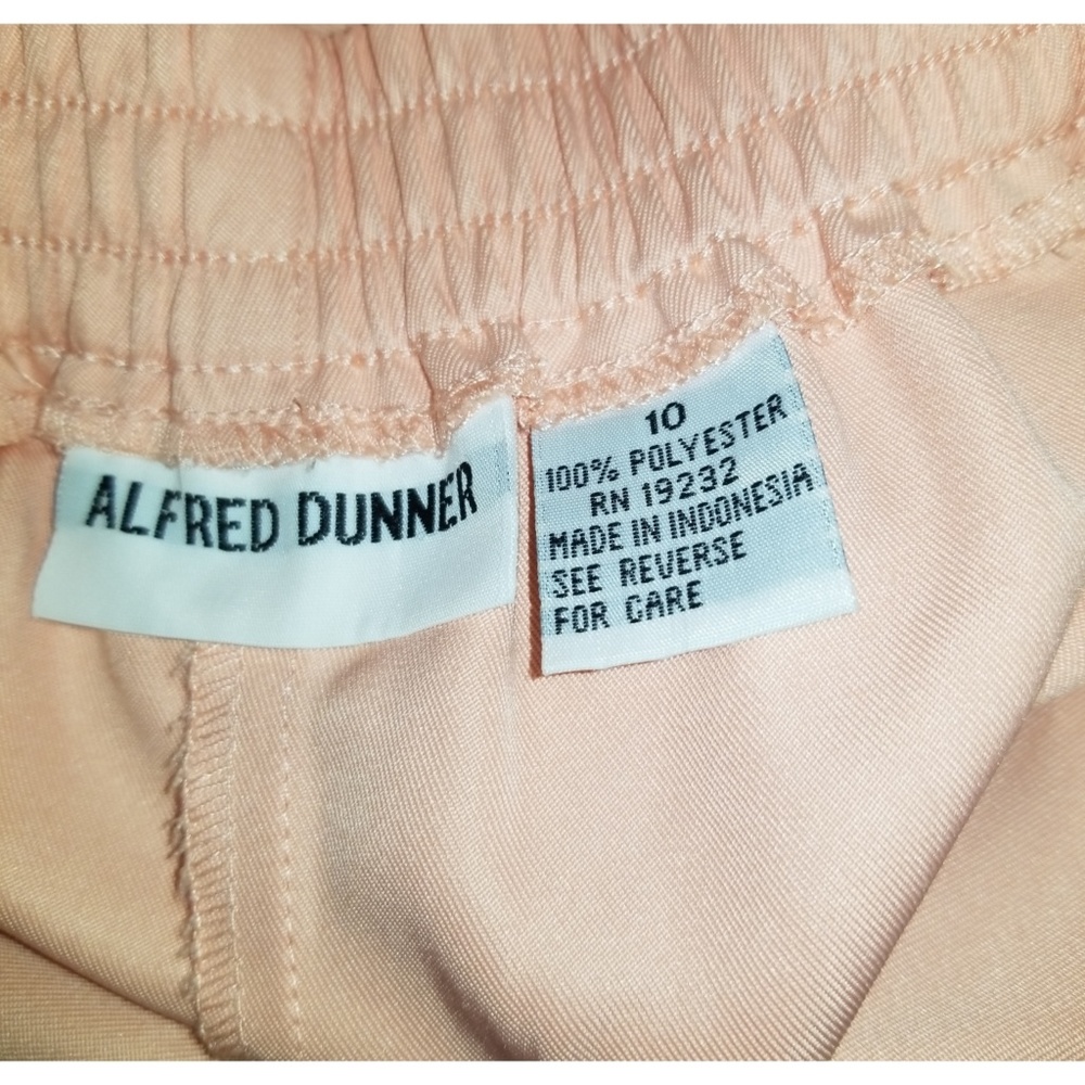 Alfred Dunner Pleated Shorts - Picture 3 of 4